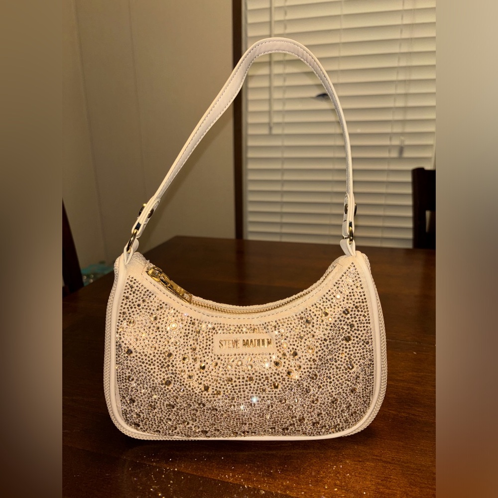 Steve Madden small shoulder bag